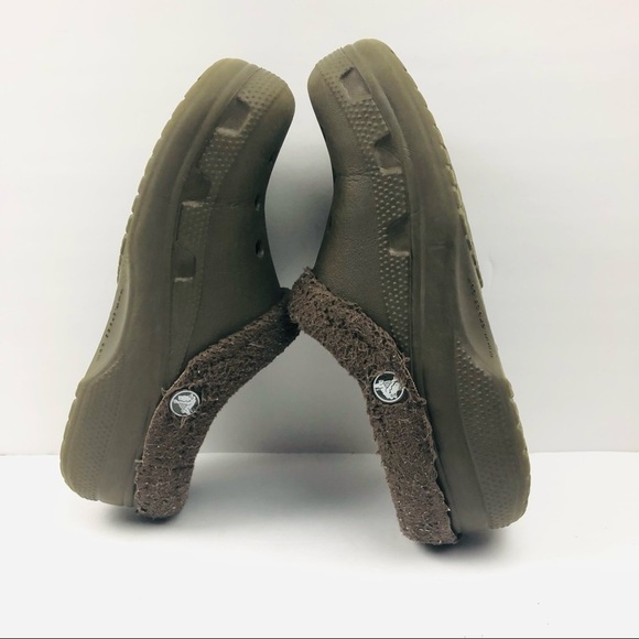 Crocs boys slip on covered Clogs size 4/6 - Picture 12 of 12